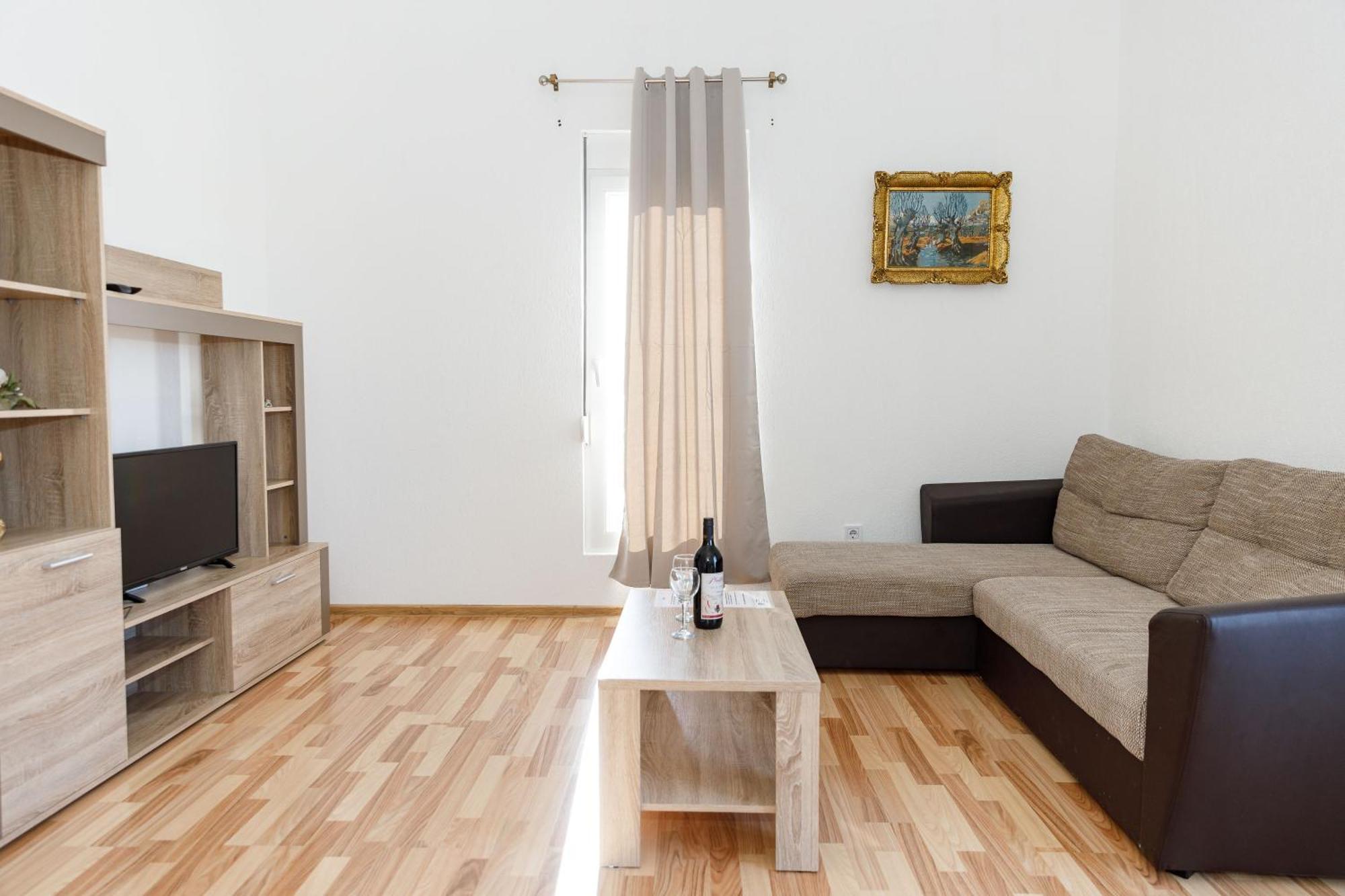 Vila Nikezic ซูโตมอเร ภายนอก รูปภาพ